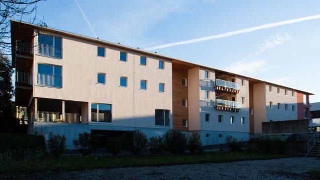 Mendrisio Temporary Living. Edificio Residenziale Multipiano in Xlam